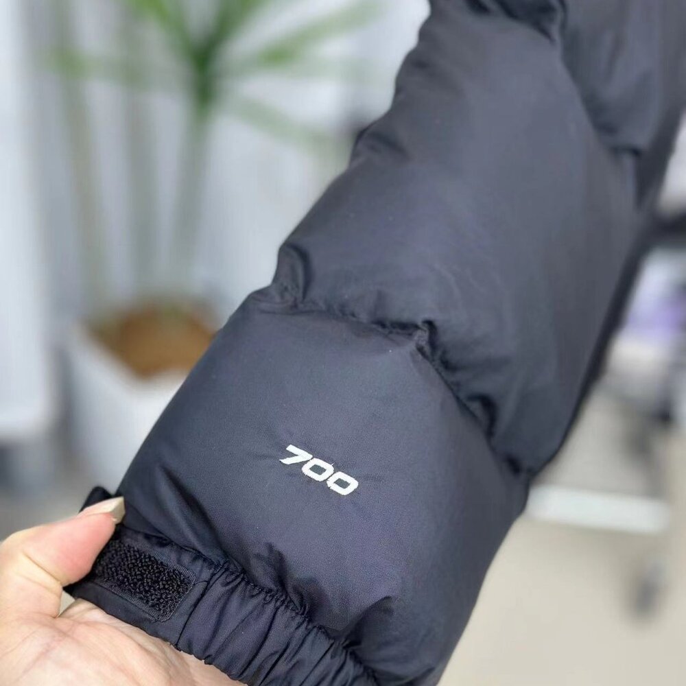The North Face 1996 Retro Nuptse 700 Fill Packable Jacket - Picture 6 of 6